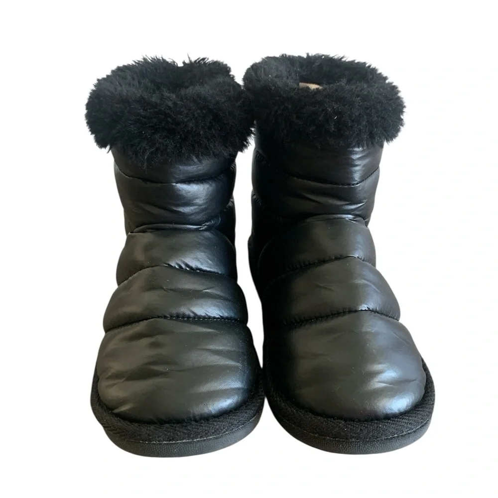 Black Quilted Booties with Fuzzy Lining Girl 13